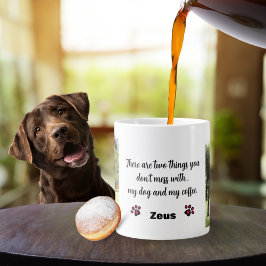 Valle niet met mijn hond en koffie aan Persoonlijk Grote Koffiekop