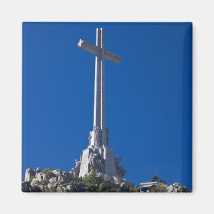 Vallei van de gevallenen, monument magneet