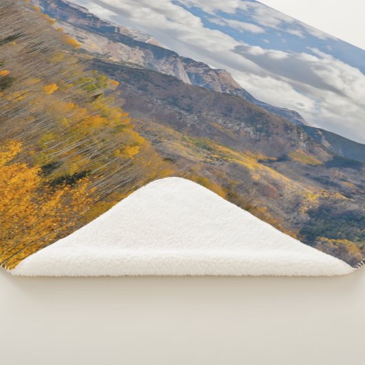Vallen kleuren van Aspens & Oaks Keebler Pass Sherpa Deken (3/4)