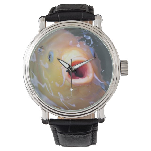 Vallen Zingend Geest Koi Horloge (Voorkant)