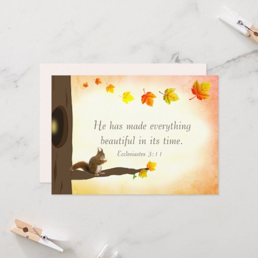 Vallende bladeren en Bijbelverse herfstgroeten Kaart (Voorkant / Achterkant in situ)