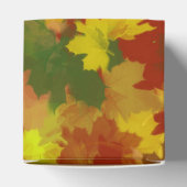 Vallende bladeren - rode achtergrond bedankdoosjes (Bovenkant)