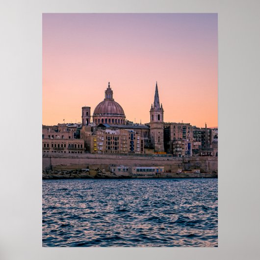 Valletta Skyline at Dawn: A December Morning in Ma Poster (Voorkant)