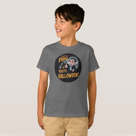 Vampier Funny heeft een Fang-Tastic Halloween T-shirt (Voorkant volledig)