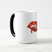 Vampier Lippen in Faux Glitter met Druppelend Bloe Magische Mok (Voorkant links)