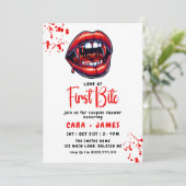 Vampier rode lippen Halloween paren douche Kaart (Staand voorkant)