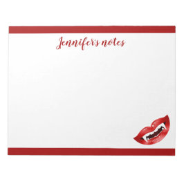 Vampiermond met rode lips en aangepaste vingers notitieblok