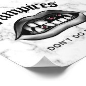 Vampiers doen geen flauw flauwte poster (Hoek)