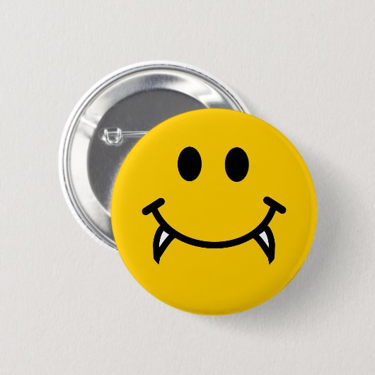 Vampierzijde met fangs ronde button 5,7 cm (Voorkant /achterkant)