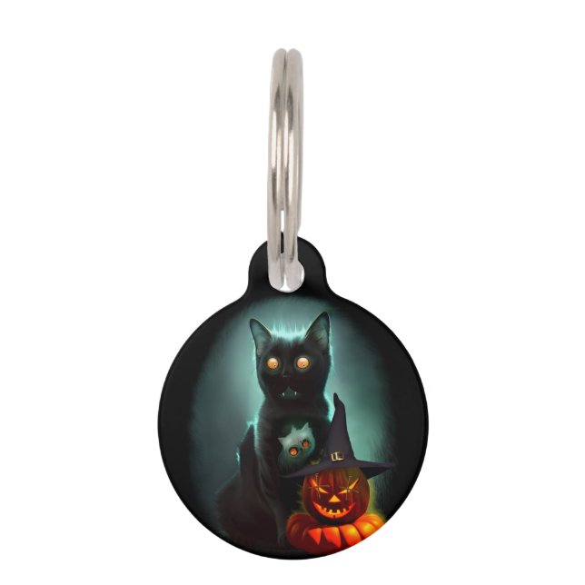 Vampire Cat and Wizard Pumpkin Halloween Surreal Huisdierpenning (Voorkant)