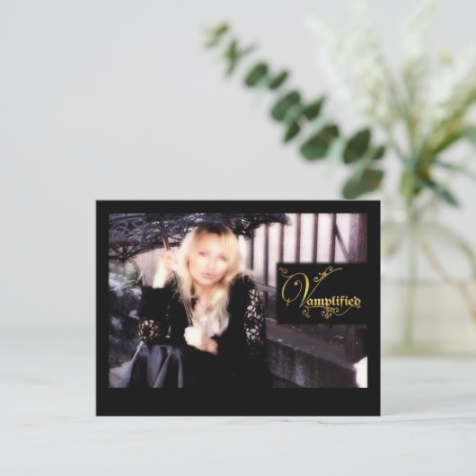 Vamplified® Crucified Briefkaart (Staand voorkant)