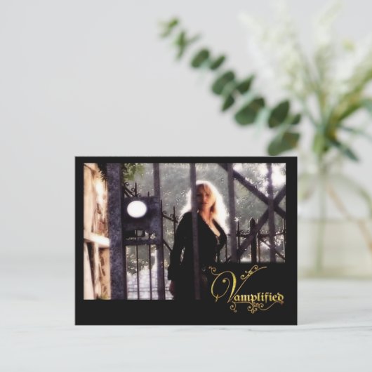 Vamplified® Crucified Briefkaart (Staand voorkant)