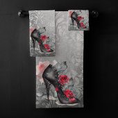 Vampy Spiked Stiletto | Red Rose High Heel Grunge Bad Handdoek