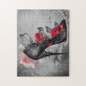 Vampy Spiked Stiletto | Red Rose High Heel Grunge Legpuzzel (Verticaal)