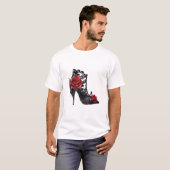 Vampy Vogue | Stiletto Lace Bootie en rode rozen T-shirt (Voorkant volledig)