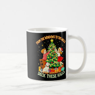Van de ramen naar muren dek deze hallen Kerstmis Koffiemok