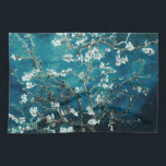 Van Gogh Almond Blossom Dark Blauwgroen Theedoek<br><div class="desc">Breng tijdloze elegantie in uw keuken met deze blauwgroen Van Gogh Amandelbloesems keukenhanddoek. Geïnspireerd door het iconische meesterwerk van Van Gogh, poppen de delicate amandelbloesems prachtig tegen de rijke blauwgroen achtergrond, waardoor een look ontstaat die zowel klassiek als modern aanvoelt. Zacht, duurzaam en absorberend, deze handdoek is net zo praktisch...</div>