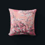 Van Gogh Amandelbloesem perzik roze Kussen<br><div class="desc">Amandelbloesems Peachy Pink Achtergrond Kussen: Geniet van de serene schoonheid van Vincent Van Gogh's Amandelbloesems met onze Amandelbloesems Peachy Pink Achtergrond Kussen. Het klassieke kunstwerk siert een achtergrond van rustgevende peachy roze tinten en voegt een vleugje elegantie toe aan uw interieur. Met zijn zachte en luxe materiaal wordt dit kussen...</div>