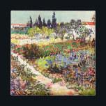 Van Gogh bloeiende tuin in Arles Floral Fine Art Magneet<br><div class="desc">Vincent Van Gogh die bloeiende tuin in Arles with Path Fine Art Vincent Willem van Gogh was een postpressionistische schilder wiens werk een verreikende invloed had op de kunst van de 20e eeuw. Zijn productie omvat portretten, zelfportretten, landschappen en nog steeds levenden van cypersen, bloemenvelden, bloeiende bomen, tuinen, tarwevelden en...</div>
