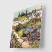 Van Gogh bloeiende tuin in Arles Floral Fine Art Vierkante Klok (Hoek)