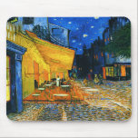 Van Gogh Café Terrace Muismat<br><div class="desc">Van Gogh Café Terrace muispad. Olieverf op canvas vanaf 1888. Van Gogh's beroemdste cityscape,  Café Terrace Place du Forum Arles,  beschrijft prachtig het Franse nachtleven in de late 19e eeuw. Een geweldig cadeau voor fans van Van Gogh,  cafés,  cityscapes en Franse kunst.</div>