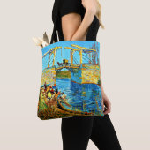 Van Gogh - De Langloisbrug bij Arles met vrouwen Tote Bag (Dichtbij)