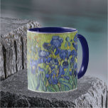 Van Gogh IrisVintage Floral Mok<br><div class="desc">Dit is van het oliesschilderij "Irises", dat in 1889 werd gemaakt door de Nederlandse postpressionistische kunstenaar Vincent Willem van Gogh (1853-1890).</div>