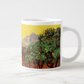 Van Gogh Olijfbomen met gele hemel en zon Grote Koffiekop (Rechts)