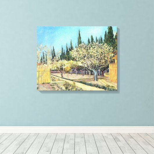 Van Gogh Orchard in Blossom, grens door Cypresses Canvas Afdruk (Insitu (Houten vloer))