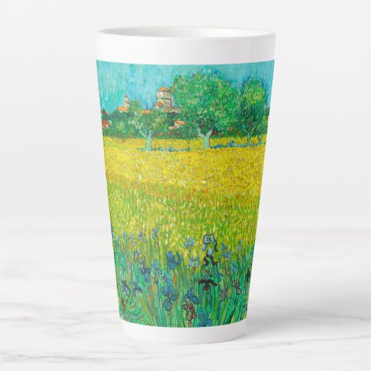 Van Gogh Veld met irissen bij Arles Latte Mok (Voorkant)