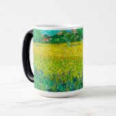 Van Gogh Veld met irissen bij Arles Magische Mok (Voorkant links)