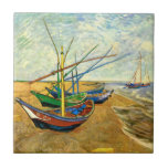 Van Gogh Vist Boats op strand bij Saintes Maries Tegeltje<br><div class="desc">Vist Boats op het strand bij Saintes Maries door Vincent van Gogh is een kunstschilderij van het impressionisme op zee. Een zeescheepvaartscène met verschillende vissersboten op een strand in Frankrijk die het zee met meer schepen over het hoofd ziet. Over de kunstenaar: Vincent Willem van Gogh (1853-1890) was een van...</div>
