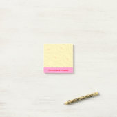 Van het bureau van aangepaste naam lippenpatroon g post-it® notes (Op bureau)