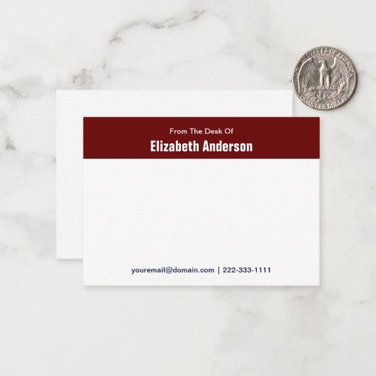 Van het bureau van donkerrood wit Naam Telefoon E- Notitiekaartje (Voorkant / Achterkant in situ)