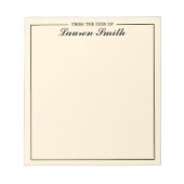 Van het bureau van elegante minimalistische crème notitieblok (Voorkant)