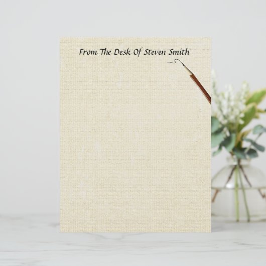 Van het bureau van... met een potloostermachine (Staand voorkant)