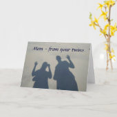 VAN JE TWEELINGMOEDER OP JE VERJAARDAG KAART (Gele Bloem)