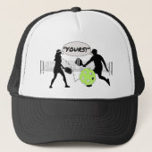 "Van jou!" Pickleball Doubles Trucker Pet (Voorkant)
