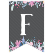 Van Miss To Mrs Banner, Bloemstuk Vlaggetjes (Eerste vlag)