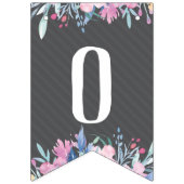 Van Miss To Mrs Banner, Bloemstuk Vlaggetjes (Derde vlag)