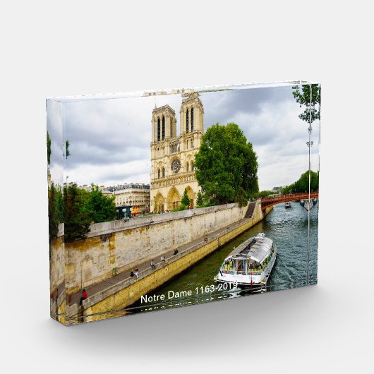 van Notre Dame (nr. 1163-2019); Fotoblokken (Links)