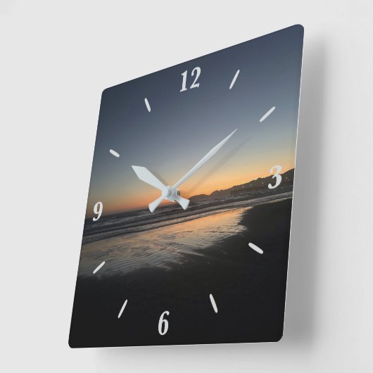 Van schemering tot schemering bij het Beach Photo  Vierkante Klok (Hoek)