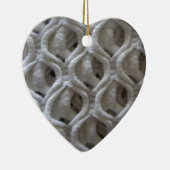 Van-wit gekleurde haakjes bekijken keramisch ornament (Rechts)