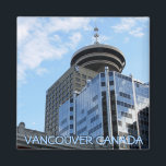 Vancouver Canada Fridge Magnets Souvenir Magnets Magneet<br><div class="desc">Vancouver ijskast magneet Vancouver BC Canada Landmark Art Souvenirs & Gifts for Men, Women, Kinder, Home & Kantoor Vancouver Landmark Art Magnets & Gifts met het Vancouver Cityscape Landmark Keepsakes & Magnets Vancouver Souvenirs Design by Artist / Designer Kim Hunter. Surf naar www.kimhunter.ca voor meer Vancouver Souvenirs & Gifts Online....</div>