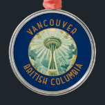 Vancouver Canada Ruimtenaald Retro gestresst Metalen Ornament<br><div class="desc">Vancouver retro vector reisontwerp. Vancouver,  een bruisende zeehaven aan de westkust in Brits-Columbia,  is een van Canada's dichtste,  meest etnisch diverse steden.</div>