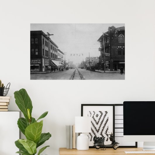 Vancouver, WA - Main Street Uitzicht van het centr Poster (Thuiskantoor)