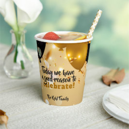 Vandaag hebben we een goede reden om moderne papieren bekers