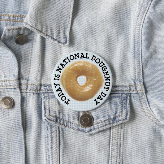 Vandaag is de nationale Button van de Doughnut Day (In situ)