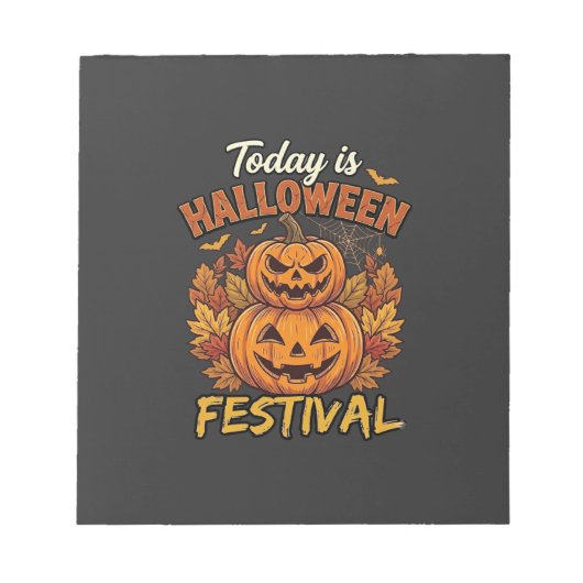 Vandaag is het Halloween-feest Gestapelde Pompoene Notitieblok (Voorkant)
