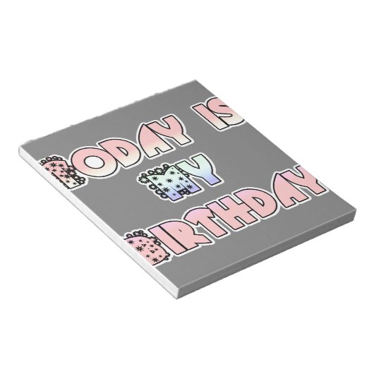 Vandaag is mijn verjaardag Baby Pink Art Print Notitieblok (Schuin)